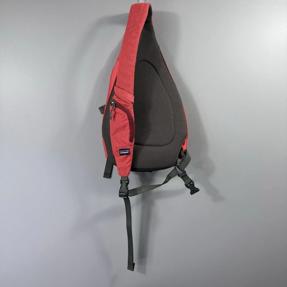Patagonia Utility Pouch Red Hiking Trail Sling Bag One Size Unisex Polyester